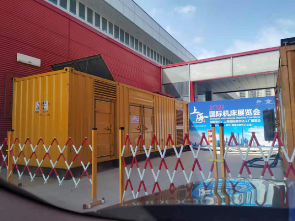 乌马河发电车出租-发电机无电压或电压太低怎么办?